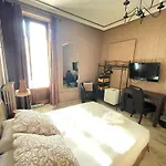 Authentic by Balladins, Hôtel Le Carré d'Aix Hotel