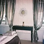Hotel Authentic by Balladins, Hôtel Le Carré d'Aix 2*