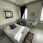 Authentic by Balladins, Hôtel Le Carré d'Aix Hotel 2*