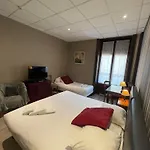 Hotel Authentic by Balladins, Hôtel Le Carré d'Aix