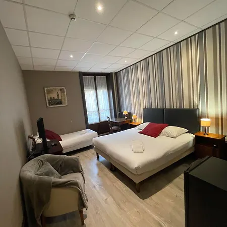Hotel Le Carré D'aix 2*