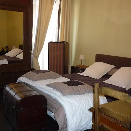 Hotel Authentic by Balladins, Hôtel Le Carré d'Aix 2*
