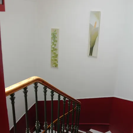 Authentic By Balladins, Le Carré D'aix Hotel 2*