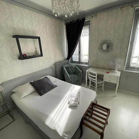 Authentic By Balladins, Le Carré D'aix Hotel 2*