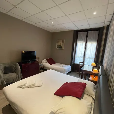 Hotel Authentic By Balladins, Le Carré D'aix