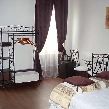 Hotel Authentic By Balladins, Hotel Le Carre D'Aix 2*